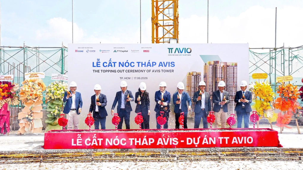 Tháp Avis dự án TT Avio cất nóc sớm 5 tháng