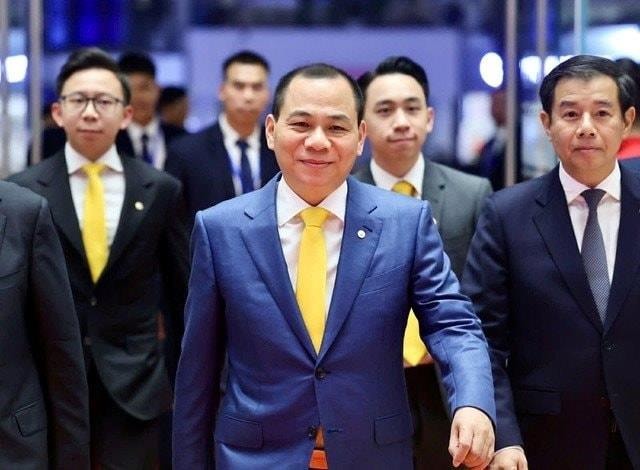 Tỷ phú Phạm Nhật Vượng: Từ phát ngôn gây sốc "có tiền mà chỉ thích mua vàng cất gầm giường..." đến cú chơi lớn chưa từng có góp phần chuyển hóa 500 tấn vàng trong dân vào nền kinh tế