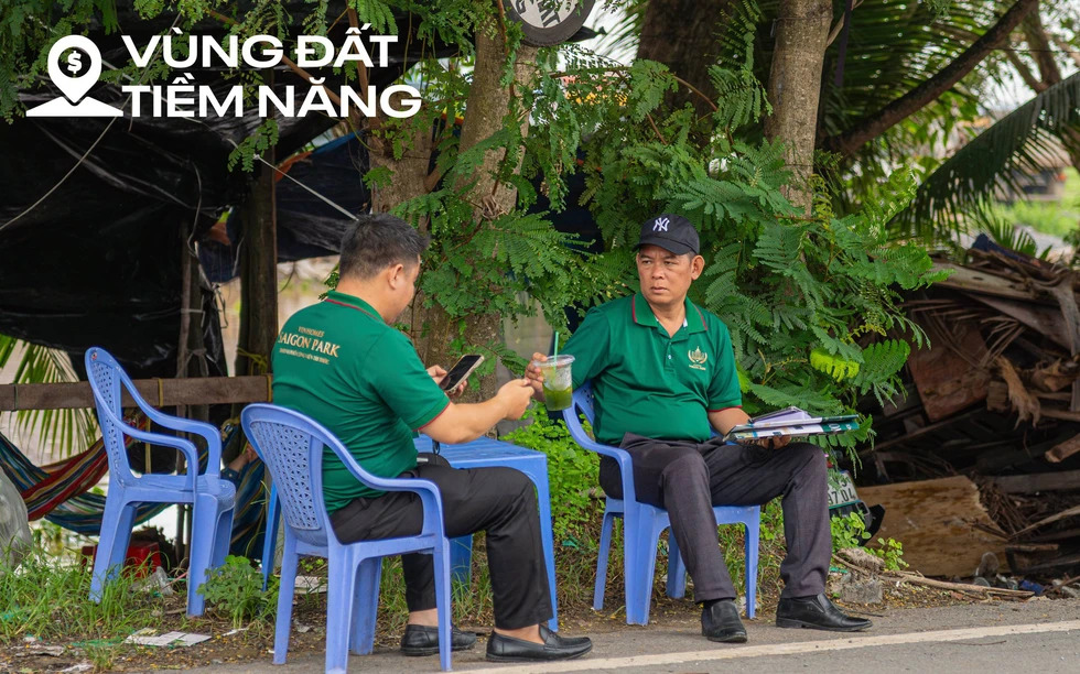 Môi giới đổ về Tây Bắc TP.HCM đón sóng siêu dự án tại Hóc Môn
