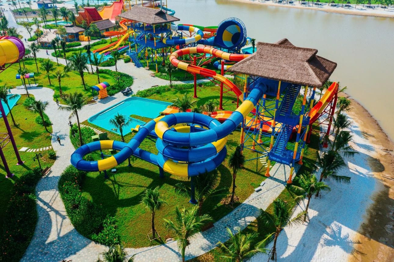 Công viên nước & khu vui chơi giải trí